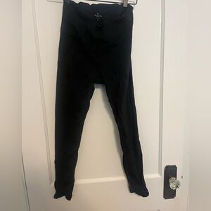 Black Athleta tie-waist leggings